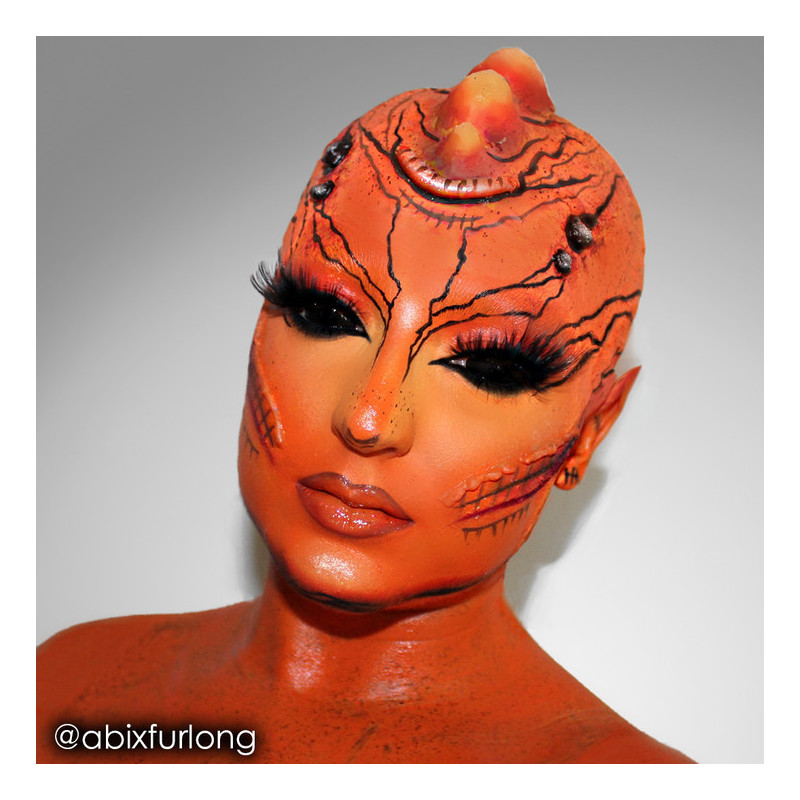 Mehron CreamBlend Stick | Hochpigmentiertes Creme-Make-up | Sofort ab Lager verfügbar