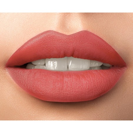 Treat your lips with the  SuperShine Lipgloss from Make-up Studio!